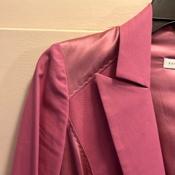 Blazer - Picture 4 of 7